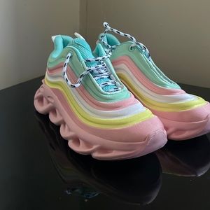 Girls size 4 colorful running shoes